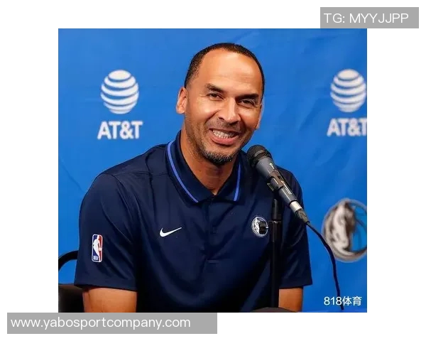 湖媒调侃哈里森球衣要求湖人退役引发球迷热议