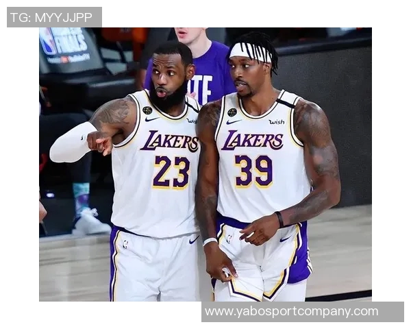 霍华德谈科比与詹姆斯性格差异：独行侠与社交王的鲜明对比