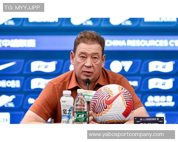 斯卢茨基谈比赛双方实力接近外援内援进球都令我欣喜