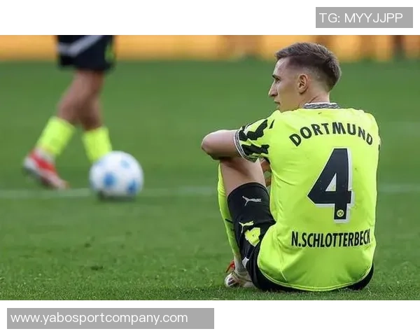 巴萨关注施洛特贝克转会多特要价或超5000万欧元