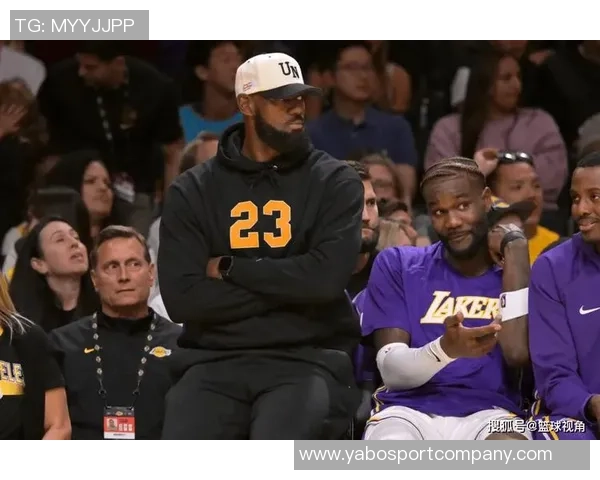 追梦直言詹姆斯不适合做播客呼吁他别来捣乱球场氛围