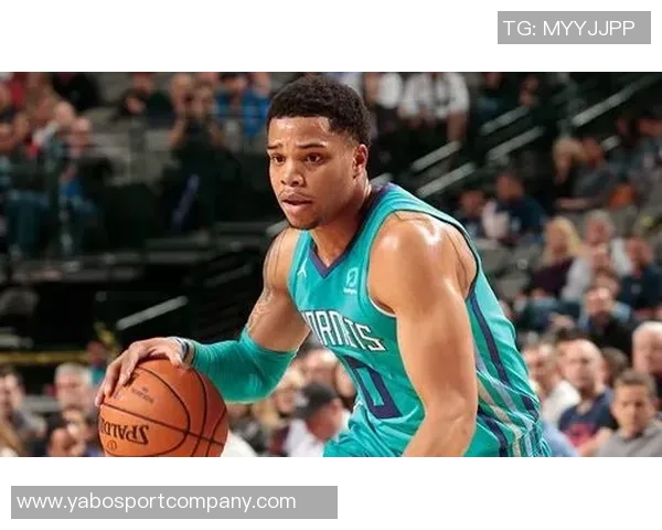 科尔盛赞斯潘塞为球队注入赢球动力与竞争精神显著改变球队面貌